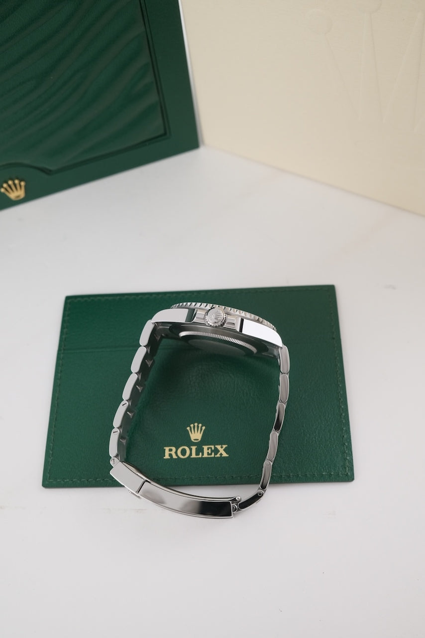 Submariner Date 126610LV Box + Papers 2024