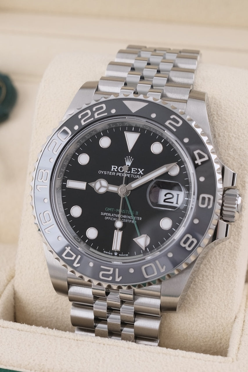 GMT-Master II 126710GRNR Box + Papers 2025 Bruce Wayne