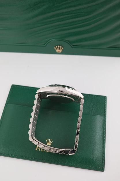 Day-Date 40 228239 Box + original Papers SERVICED Olive Dial 18k White Gold 2022